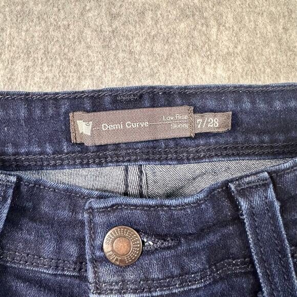 Levi's Demi Curve Jeans Dark Blue Womens 7/28 Denim Low-Rise Skinny Leg Stretch - Picture 5 of 13